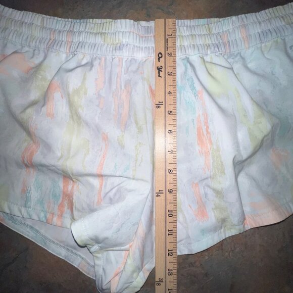 Womens‎ DSG Stride Shorts Large Torn Camo Multi Moisture-Wicking - Picture 4 of 9